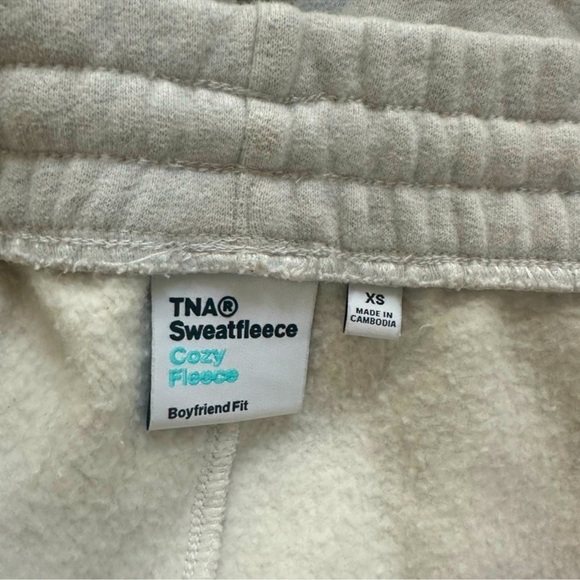 TNA cozy fleece sweatpants - Picture 3 of 3